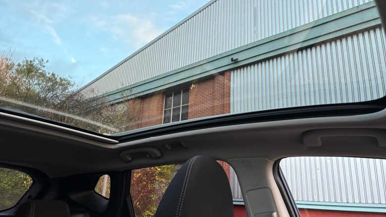 Nissan Qashqai 1.3 DiG-T N-Connecta 5dr Petrol Hatchback